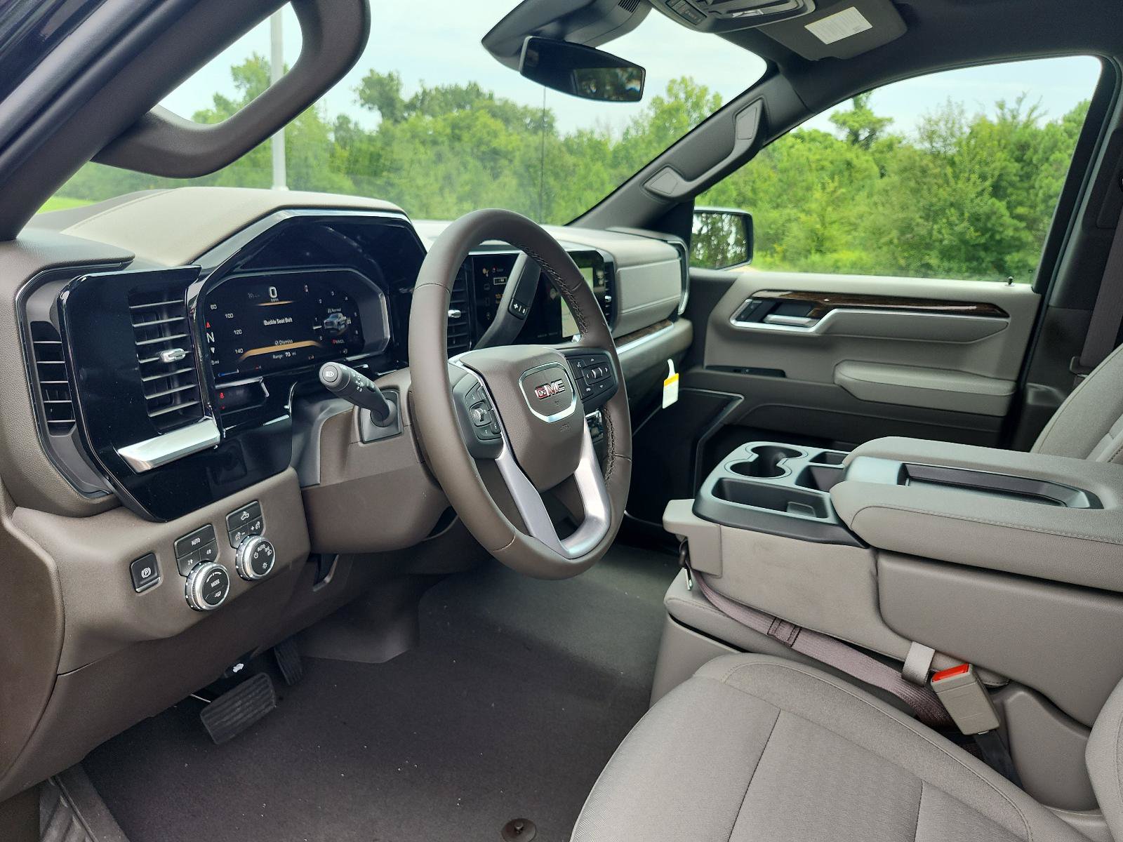 New 2026 GMC Sierra 1500 SLE AWD/4WD image 11