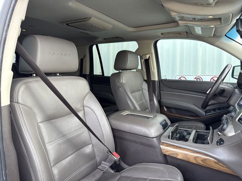 Used 2020 GMC Yukon Denali w/ Denali Ultimate Package image 31