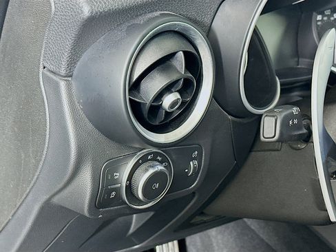 Used 2023 Alfa Romeo Stelvio Sprint RWD image 17