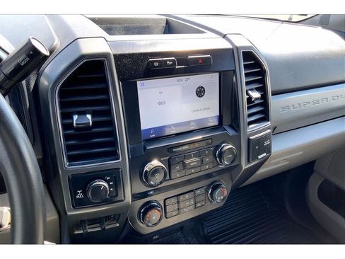 Used 2022 Ford F350 XLT w/ XLT Value Package AWD/4WD image 7