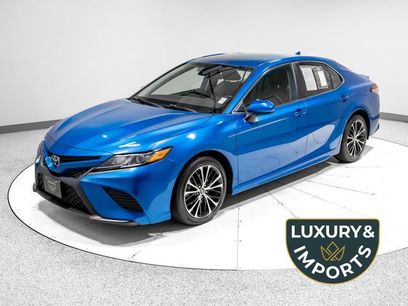 Used 2019 Toyota Camry SE w/ Carpet Mat Package