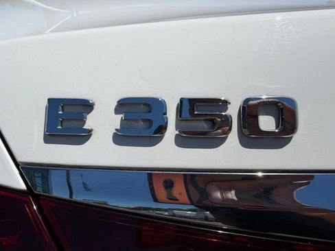Certified 2022 Mercedes-Benz E 350 4MATIC Sedan image 9