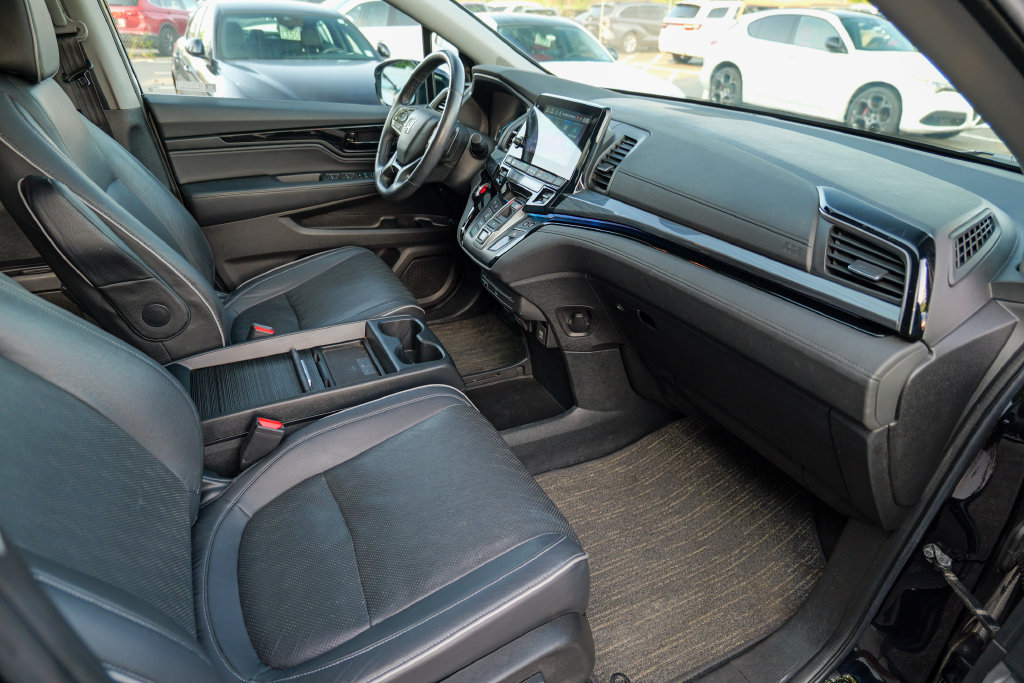 Used 2023 Honda Odyssey Elite image 35