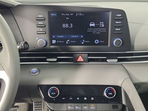 Certified 2025 Hyundai Elantra Sport FWD image 20