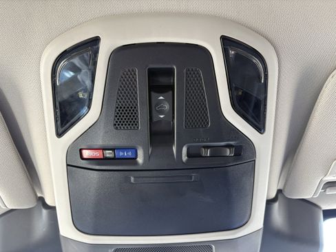 Used 2025 Subaru Outback Premium image 28