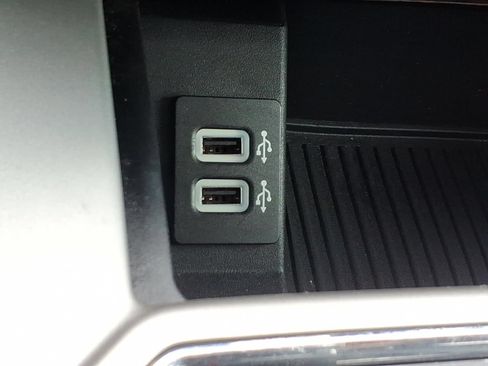Used 2018 Ford F150 Lariat RWD image 21
