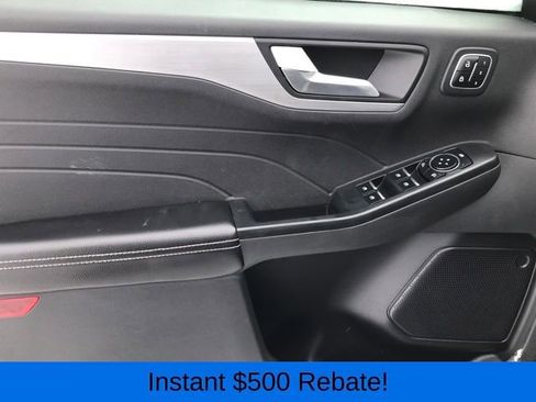 Used 2023 Ford Escape Platinum image 13