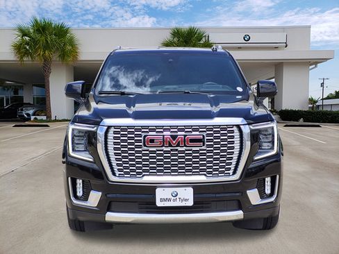Used 2023 GMC Yukon Denali w/ Denali Reserve Package AWD/4WD image 2