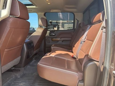 Used 2019 Chevrolet Silverado 2500 High Country image 19