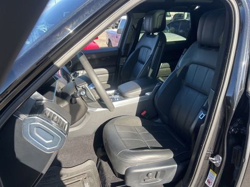 Used 2019 Land Rover Range Rover Sport HST AWD/4WD image 17