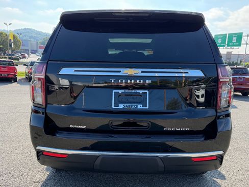 Used 2024 Chevrolet Tahoe Premier AWD/4WD image 5