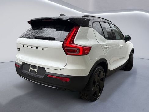 New 2026 Volvo EX40 Ultra image 4