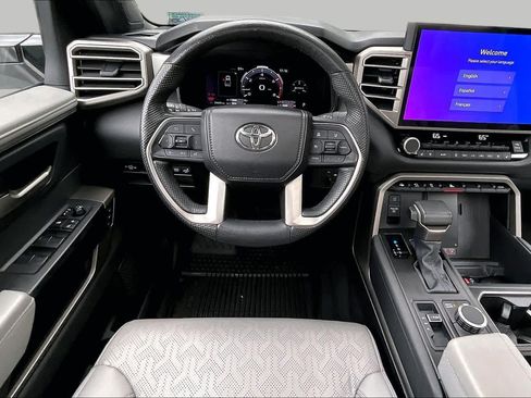Used 2025 Toyota Tundra Limited AWD/4WD image 6
