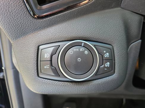 Used 2018 Ford Escape SEL AWD/4WD image 25