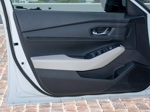 Certified 2023 Honda Accord EX image 10