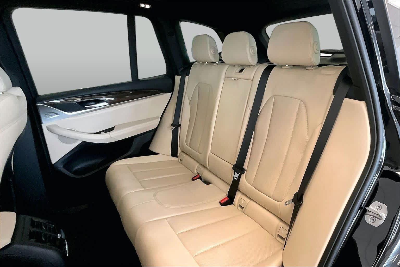 Used 2024 BMW X3 sDrive30i w/ Premium Package w/ZPA RWD image 19