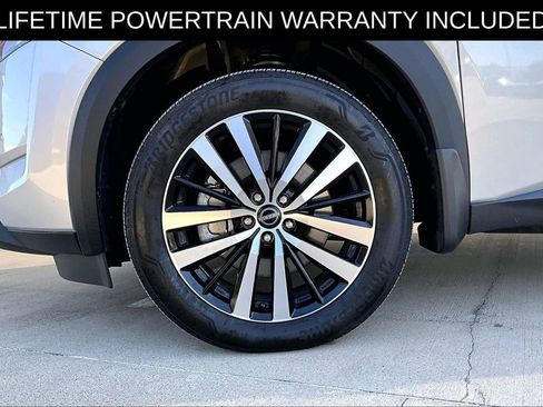 Used 2025 Nissan Pathfinder Platinum w/ Cargo Package image 11