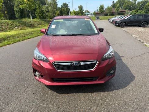 Used 2017 Subaru Impreza 2.0i Premium AWD/4WD image 2