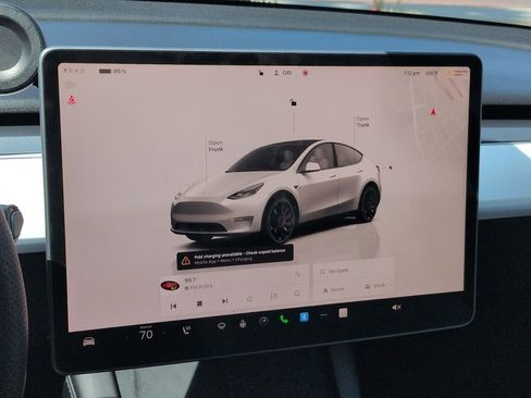 Used 2022 Tesla Model Y Performance image 21