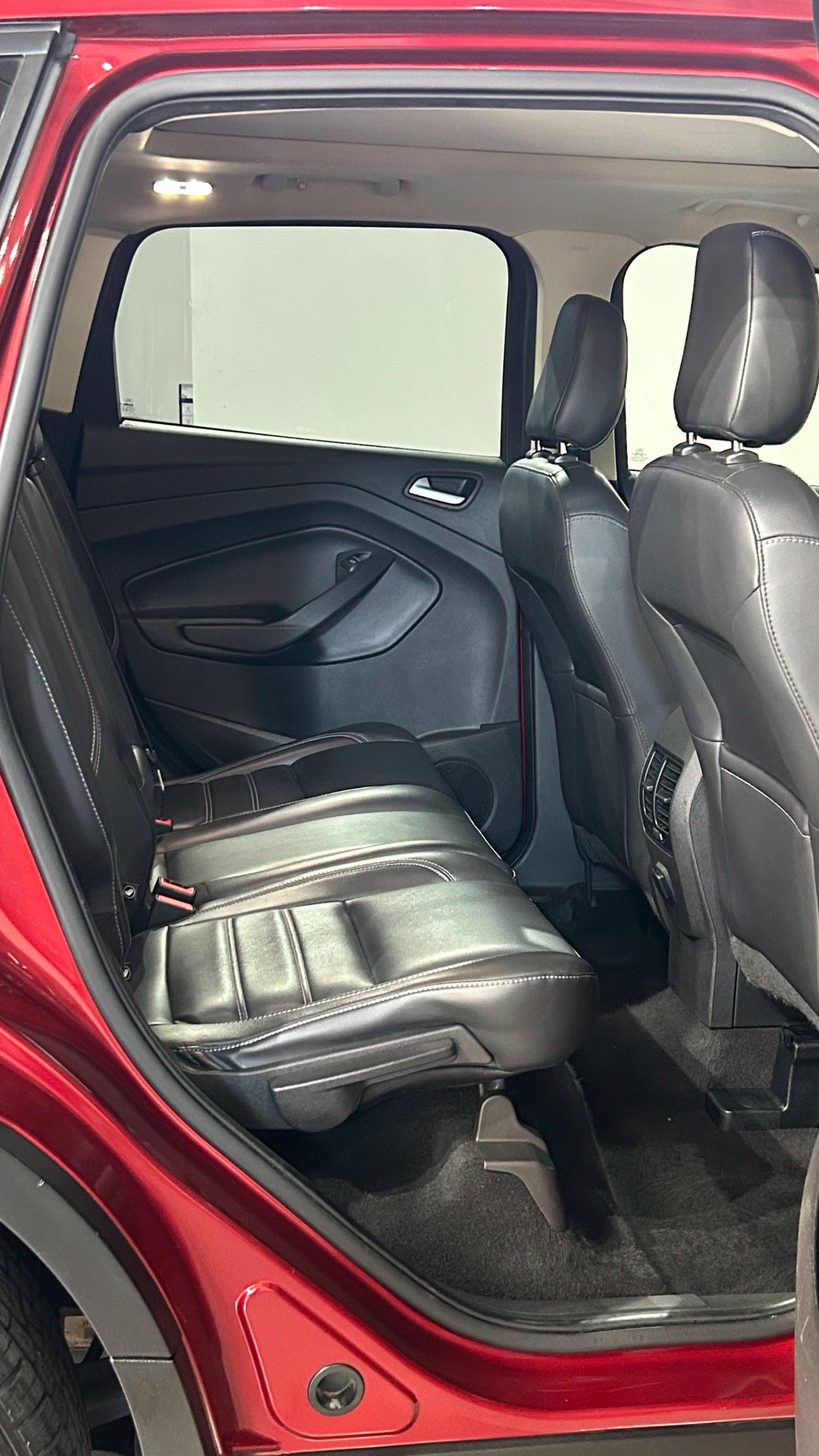 Used 2019 Ford Escape SEL AWD/4WD image 54