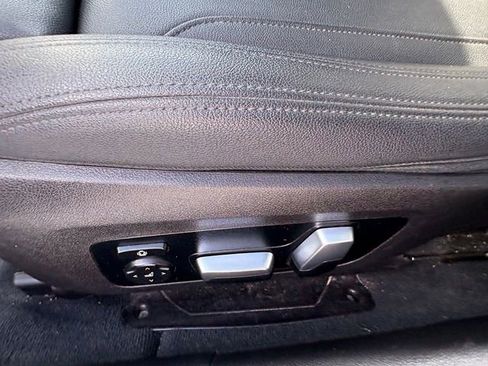 Used 2020 BMW 330i Sedan w/ Convenience Package RWD image 23