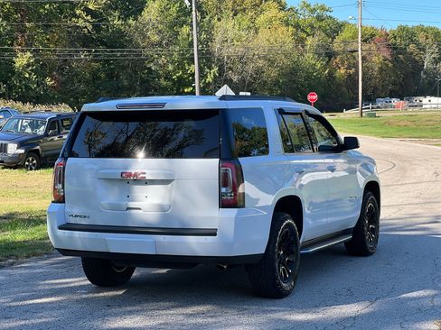 Used 2018 GMC Yukon SLT w/ HD Trailering Package image 5