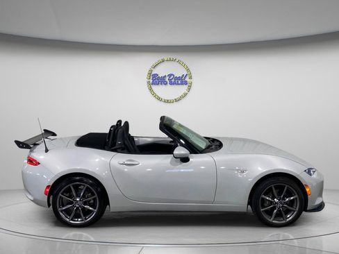 Used 2016 MAZDA MX-5 Miata Grand Touring RWD image 6