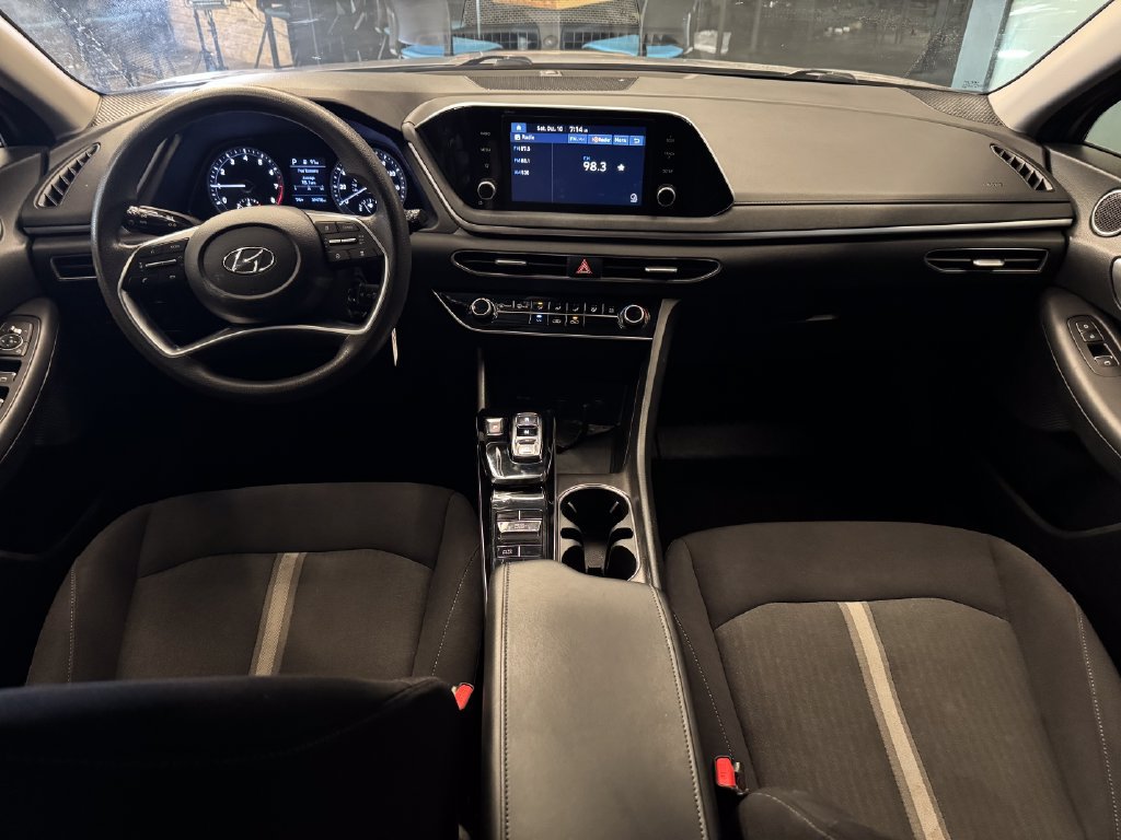 Used 2023 Hyundai Sonata SE FWD image 9