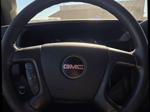 Used 2016 GMC Savana 3500 LS image 19
