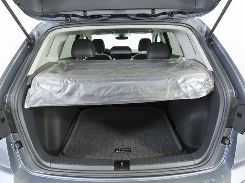 New 2026 Volkswagen Taos SE image 28