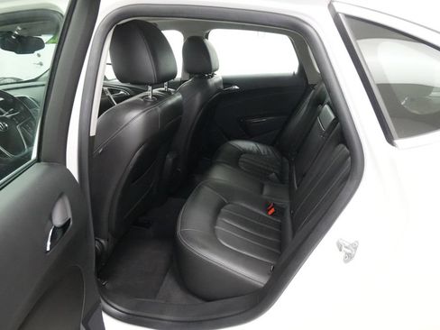 Used 2012 Buick Verano Leather FWD image 18
