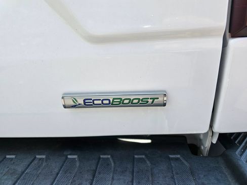Used 2018 Ford F150 XLT w/ Equipment Group 302A Luxury AWD/4WD image 12