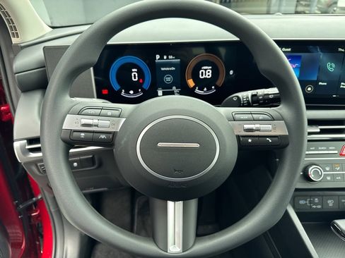 New 2026 Hyundai Tucson SE image 8