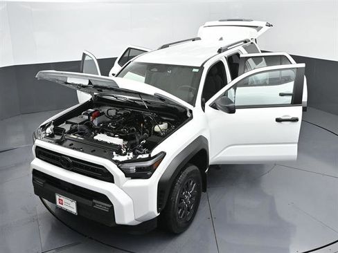 Used 2025 Toyota 4Runner SR5 AWD/4WD image 47