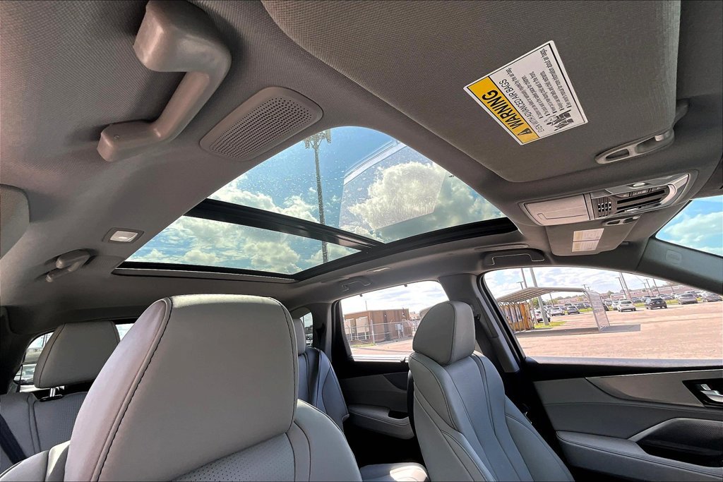 Used 2025 Acura MDX w/ Technology Package AWD/4WD image 18