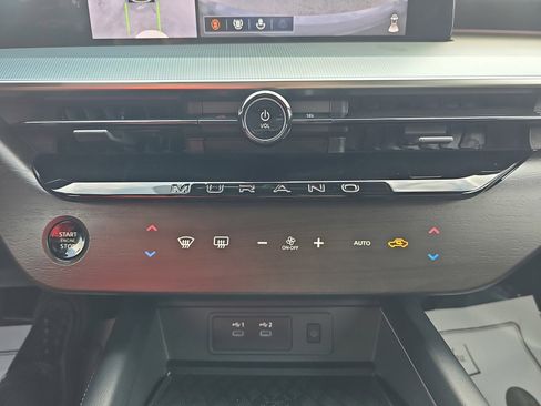 Used 2025 Nissan Murano SL AWD/4WD image 26