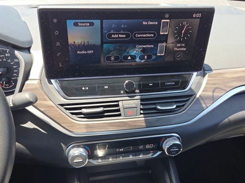New 2026 Nissan Altima 2.5 SV FWD image 17