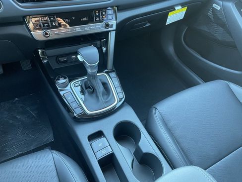 New 2026 Kia Seltos SX image 17