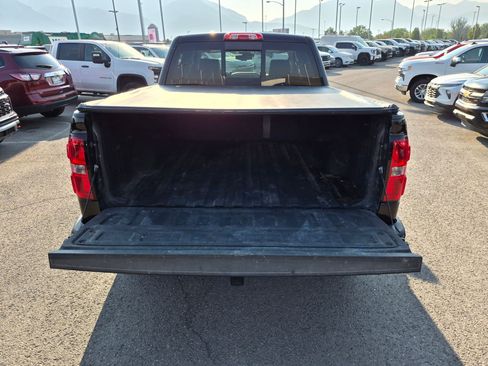 Used 2015 GMC Sierra 1500 Denali w/ Driver Alert Package AWD/4WD image 28
