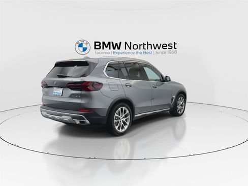 New 2026 BMW X5 xDrive50e AWD/4WD image 3