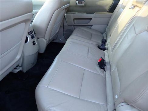 Used 2012 Honda Pilot EX image 8