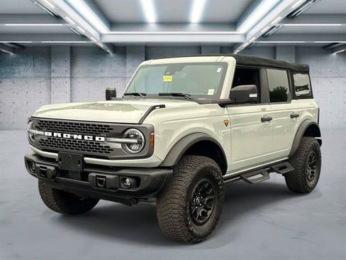 Certified 2023 Ford Bronco Badlands AWD/4WD image 20