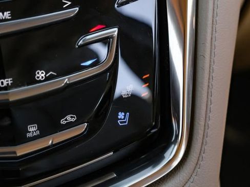 Used 2015 Cadillac CTS Luxury image 31