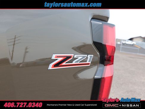 Used 2023 Chevrolet Colorado Z71 w/ Z71 Convenience Package 2 AWD/4WD image 35