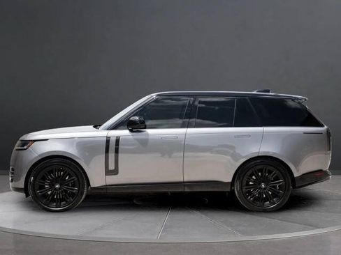 Used 2025 Land Rover Range Rover Autobiography AWD/4WD image 2