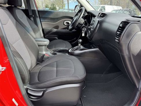 Used 2017 Kia Soul + w/ Designer's Package image 14