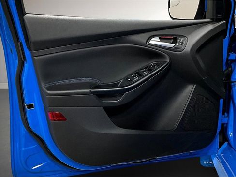 Used 2017 Ford Focus RS image 19