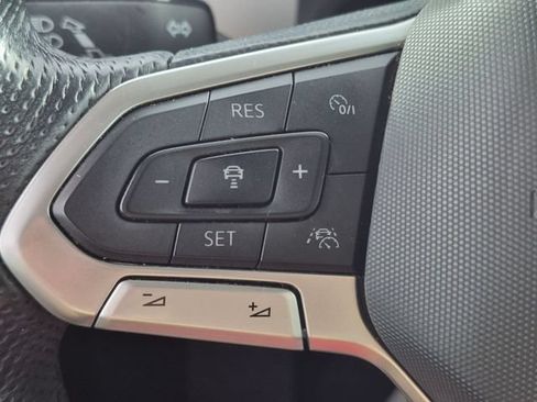 Used 2022 Volkswagen Atlas SEL Premium AWD/4WD image 18