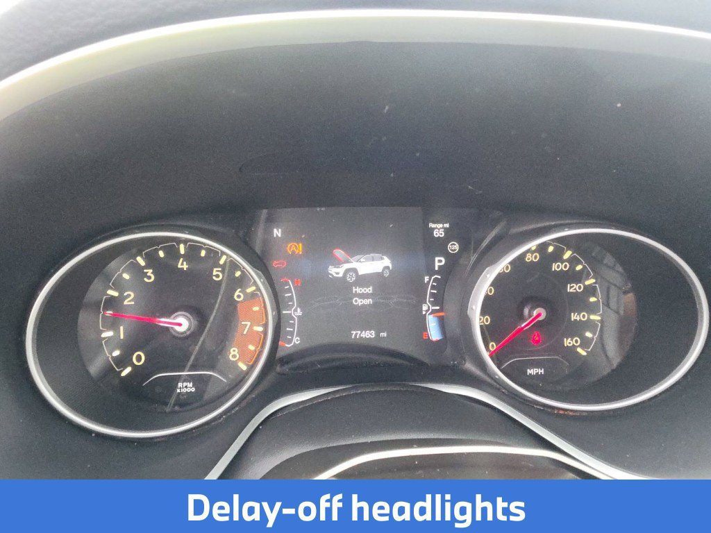 Used 2018 Jeep Compass Latitude w/ Popular Equipment Group FWD image 23