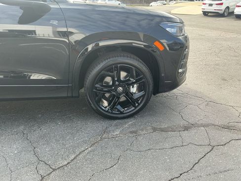 New 2026 Volkswagen Tiguan SE R-Line image 25